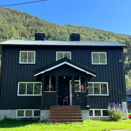 Bed & Breakfast Nordre-repp Boverdalen